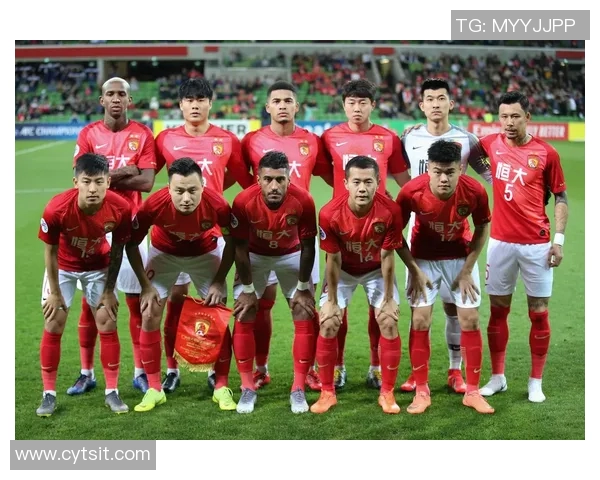 广州足球队在邀请赛中的强势表现与战术分析 广州足球队在邀请赛中的强势表现与战术分析