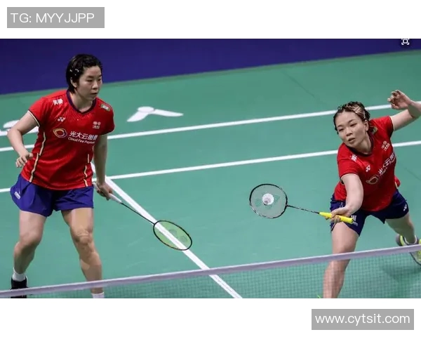 成都羽毛球队与重庆羽毛球队赛后复盘分析意识差异与战术执行