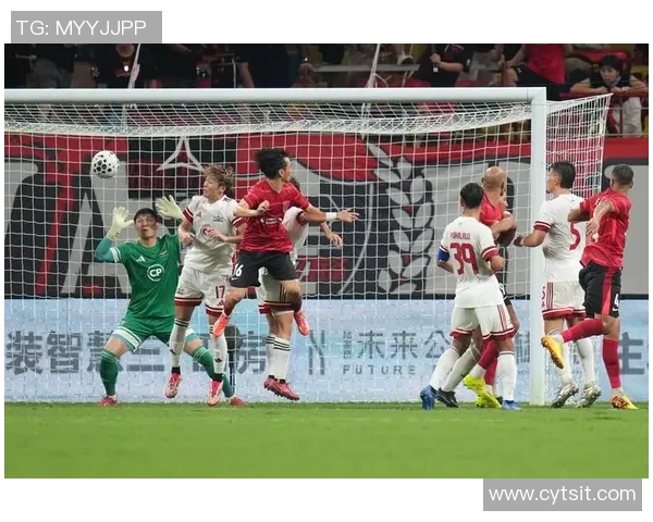 深入分析成都足球队阵地战战术特点与应用策略 深入分析成都足球队阵地战战术特点与应用策略